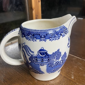 Vintage Woods and Sons England Woods ware Willow jug