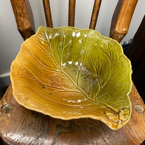 Royal Winton leaf serving bowl ceramics vintage