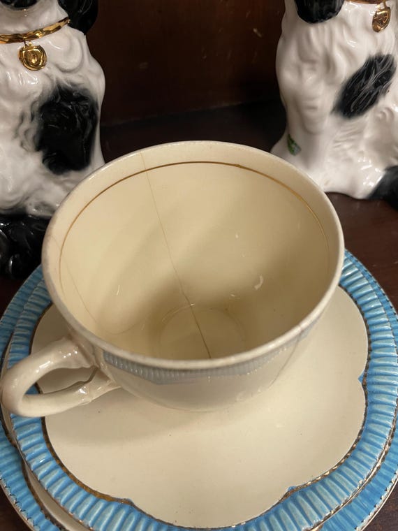 Clarice Cliff - Queen Elizabeth II Coronation Trio - Etsy