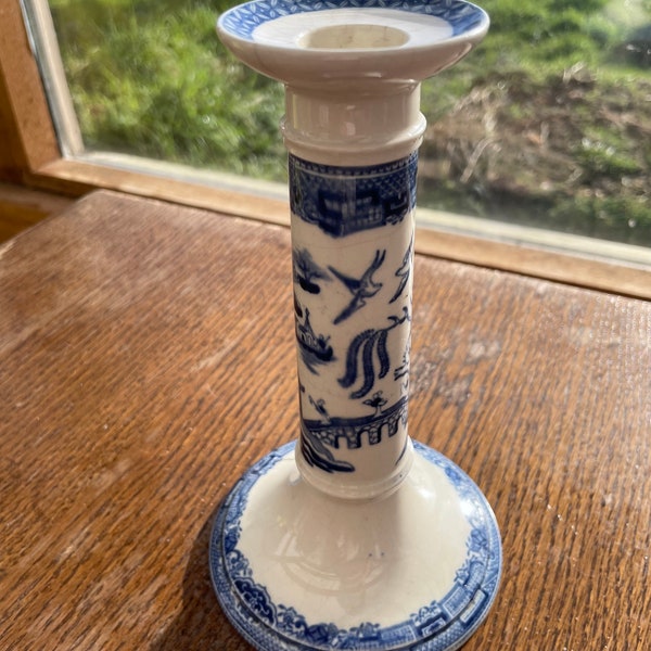 Bougeoir Wedgwood en céramique à motif de saule bleu et blanc