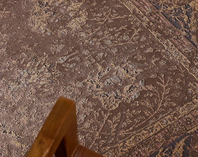 Vintage Look Bamboo Silk Rug | Distressed Area Rug | Soft & Luxurious Classic Carpet