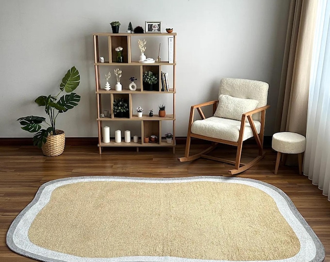 Double-Sided Organic-Shaped Rug, Reversible Rug, Wavy-Edged Rug, Cream and Gold Living Room Rug, Scandinavian-Style Decorative Item