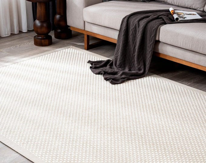 Beige Woven-Pattern Rug, Sisal-Look Rug, Modern Rug in Neutral Tones, Scandinavian-Style Living Room Rug, Farmhouse-Style Bedroom Rug