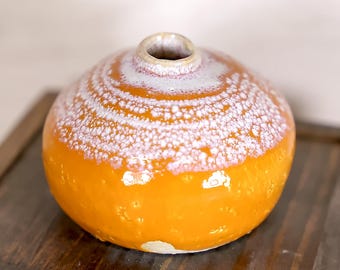 Handmade Ceramic Bud Vase – Orange & White Speckled Terraced Sunset Ikebana