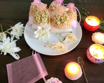 Handmade Jasmine Bath Sachets Bundle: Mineral Bath Soak Set