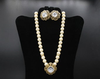 Avon Pearl & Goldtone Necklace-Earrings Set