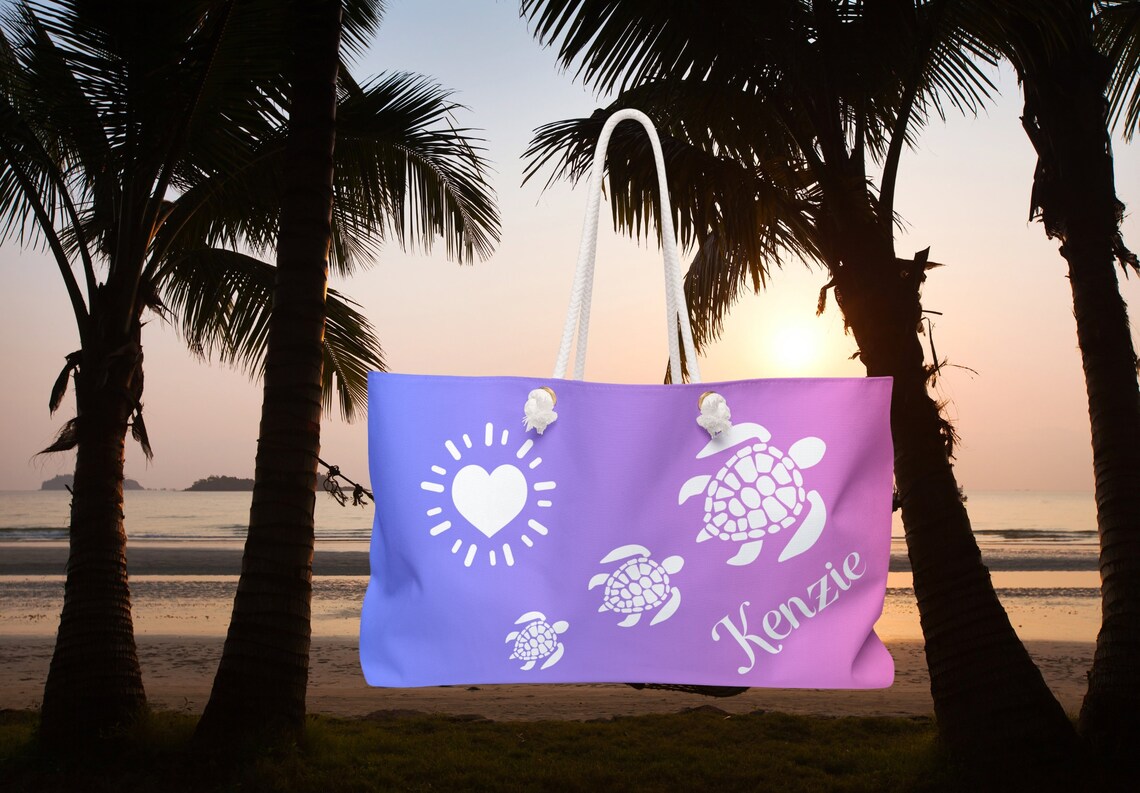 TRIANGULAR BEACH BAG WILD LOVING