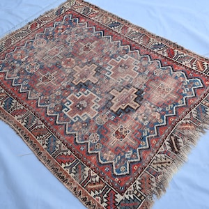 2&#39;8&quot;x3&#39;5&quot; FT Antique Baluch Rug