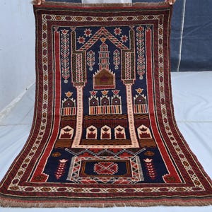 3&#39;x4&#39;11&quot; ft Vintage Oriental Rug