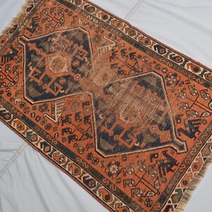 2&#39;6&quot;x3&#39;10 FT Antique Baluch Rug