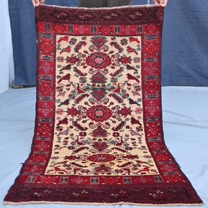 2&#39;8&quot;x4&#39;10&quot; ft Vintage Oriental Rug