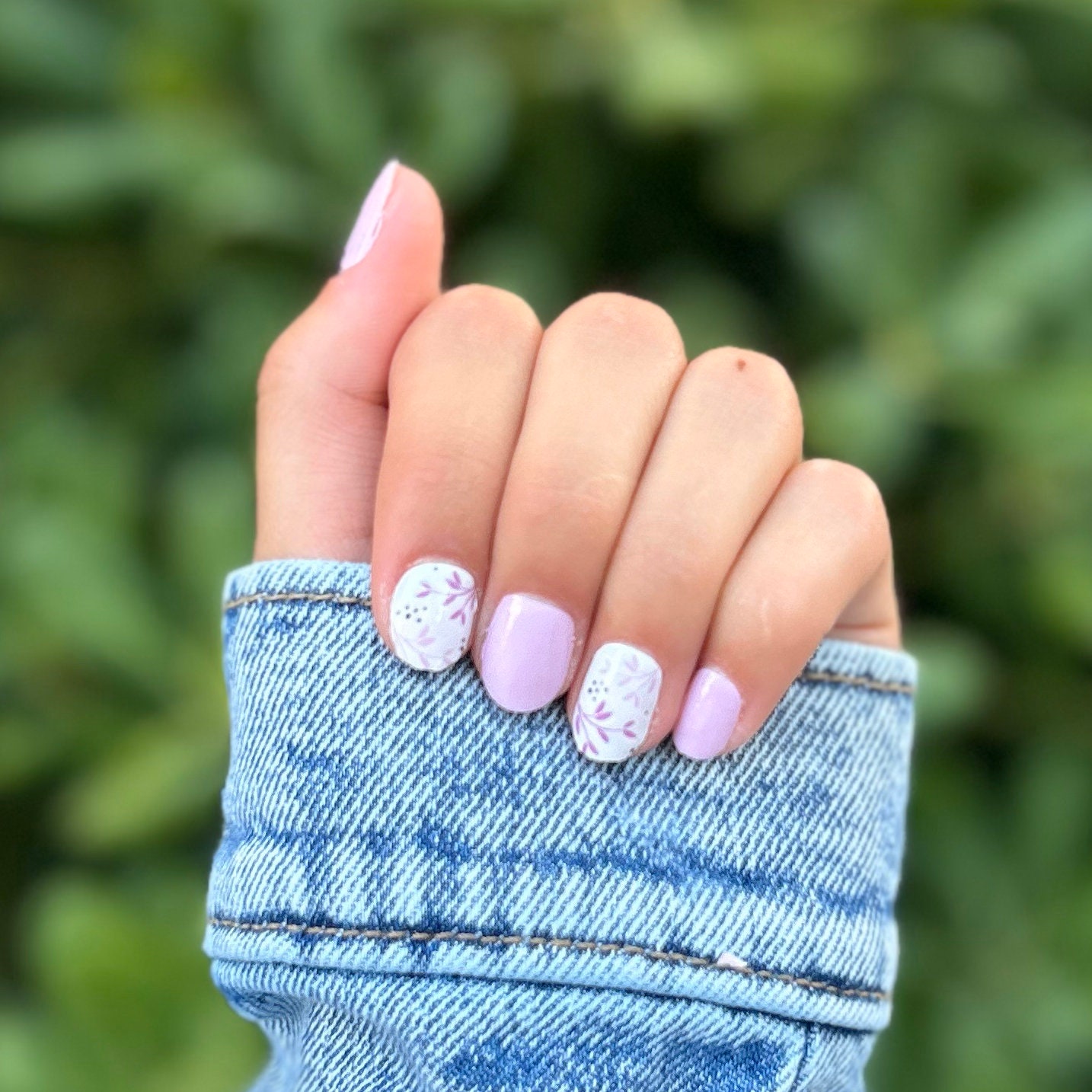 Bright Nail Colors for Kids This Summer