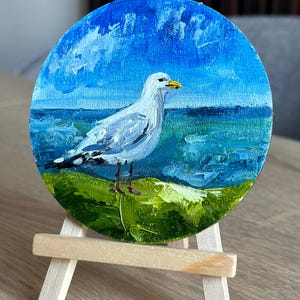 Round Oil Painting with Seagull | Hand-Painted Marine Artwork | Desktop Décor | Tiny painting | 4x4 painting