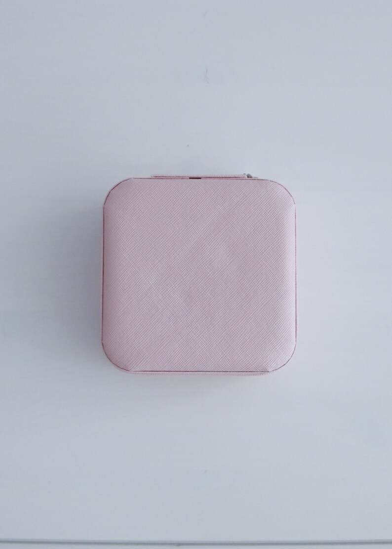 Schmuckbox mit Namen personalisiert Geschenk Blush Pink