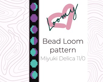 Può includere: Uno schema per telaio di perline per un braccialetto con perline viola e turchesi alternate. Lo schema è per perline Miyuki Delica 11/0. L'immagine include il testo "Bead Loom pattern" e "Miyuki Delica 11/0".