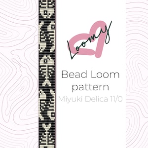 Puede incluir: Patrón de telar de cuentas en blanco y negro con el texto "Bead Loom pattern" y "Miyuki Delica 11/0" sobre un fondo blanco con un corazón rosa y el texto "Loomy" en verde.