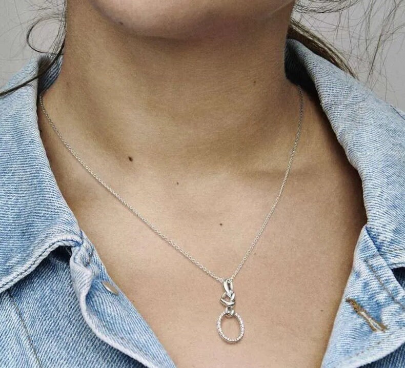 【HYERES LOR】23SS★ H Heart Silver Flat Necklace Pandora Silver Knotted Heart Necklace Elevate Your Style
