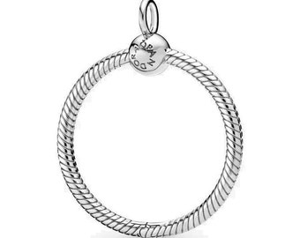 Pandora Silver Moments Medium O Pendant Discover the Ultimate Personalization: Crown O Charm Pendant for Women's Jewelry - A Totally Unique