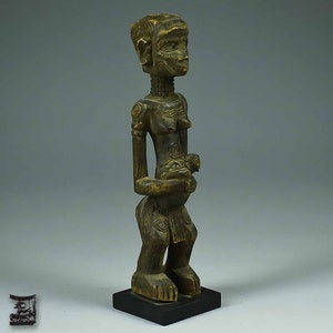 Lulua Maternity Figure - Democratic Republic of Congo