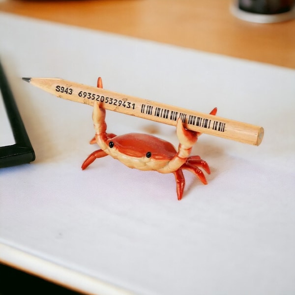 Cute Funny Dancing Crab Tea Pet Desktop Decorations Statue Crafts Crab Pen Holder Fountain Pen Holder Crab Figure Gift For Crab Lovers