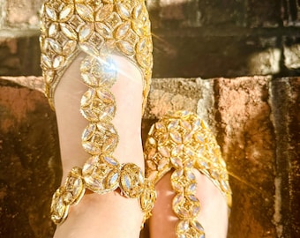 Jutti, Punjabi Jutti, zapatos de novia, zapatos de boda, Mojari, Khussa con pedrería, zapatos indios, zapatos pakistaníes, zapatos sin cordones para mujer, mocasines planos.