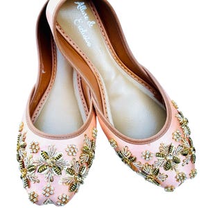 Jutti, 2 färger, Punjabi Jutti, indiska skor, Khussas, brudskor, loafers, pakistanska skor, slip-on platta skor, khussey, mojari.