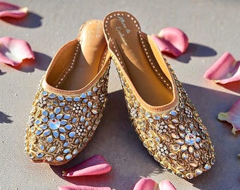 Embellished Leather Jutti Shoes: Indian Bridal Khussa Mojari Loafers Punjabi juttis Khussas Indian shoes Pakistani shoes rhinestone shoes