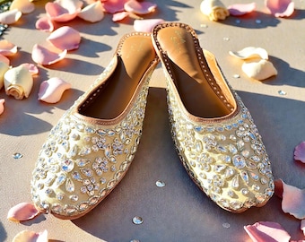 Embellished Leather Jutti Shoes: Indian Bridal Khussa Mojari Loafers Punjabi juttis Khussas Indian shoes Pakistani shoes rhinestone shoes