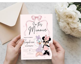 Invitación de Minnie Mouse para el 4.º cumpleaños, lazo rosa y Daisy Duck (plantilla digital + invitación para teléfono)