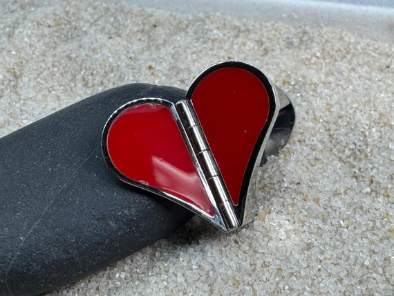 Swatch Heart Ring, Polished Steel Hinged Heart, Half Heart if Closed, Red Heart when open. Pre-owned, pre-loved, in good condition. Size 7.5
