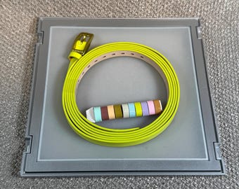 Swatch bijoux belt with colorful slide beads. Lime Green. Original packaging. Pre-owned, never used, very good condition. Rare find.