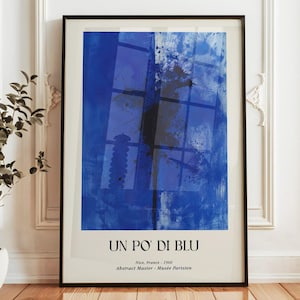 Tiefblaue abstrakte Kunst - Un Po' di Blu von Muse Parisien - großer moderner Kunstdruck für zeitgemäßes Wohndekor