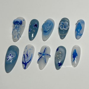 Coastal 3D press on nails / sea theme / ocean blue; jellyfish, starfish, shell, pearls, fish
