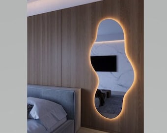 specchio da terra a figura intera con luce led asimmetrica - specchio moderno irregolare - specchio led ondulato - specchio grande retroilluminato - specchio estetico