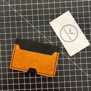 Cartera minimalista de cuero con 3 bolsillos