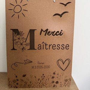 Porte document A4 personnalisé « merci maîtresse »