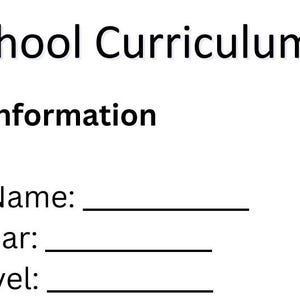 Peut inclure: Un document blanc avec du texte noir. Le titre est "Homeschool Curriculum Record" et "Student Information." En dessous, des lignes pour "Student Name," "School Year," et "Grade Level."
