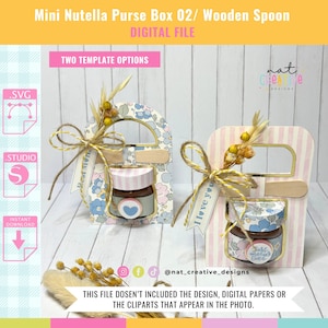 Pode incluir: Dois modelos imprimíveis para uma mini caixa de mão Nutella com uma colher de madeira. A caixa é decorada com um padrão floral e uma tampa listrada rosa e branca. A caixa é amarrada com barbante e uma pequena etiqueta que diz "Eu te amo".