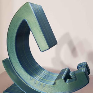 Verstellbarer Handyhalter: Universeller 3D Gedruckter Handyhalter