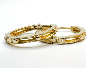 Minimalist 22k Gold Hoop Earrings. 22k Gold Plated 925 Sterling Silver Chic Earrings. Elegant Gold Earrings.