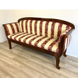 Classic Biedermeier Sofa in Walnut from Retroles (Custom Stylish Furniture Manufacturer)