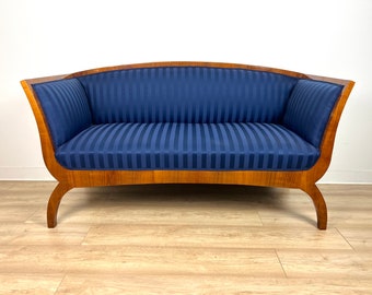 Biedermeier-Kirschsofa - vom Hersteller luxuriöser Möbel - Retroles