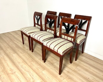 Ensemble de 6 chaises de style Biedermeier de couleur acajou