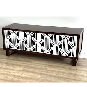 TV-meubel in Art Deco-stijl van notenhout “Bremen” van Retroles - fabrikant van antieke, stijlvolle maatwerkmeubelen!!!