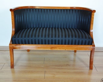 Biedermeier Berger Sofa aus massivem Kirschholz, Hochglanz, Stoff mit schwarzen Streifen - Möglichkeit der Maßanfertigung!