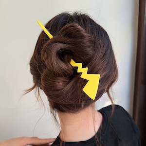 Cute Pikachu-Themed Hair Stick with Lightning Tail Design, Yellow Cartoon Pokemon Hairpin Accessory for Women and Girls - Perfect Gift