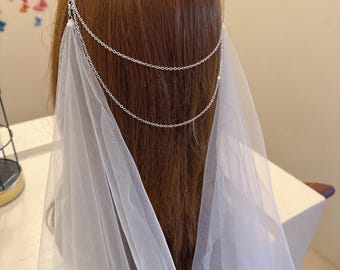 Silver minimalist chain hairpins bridal hair necessary, simple draped tulle veil vintage bridal hair style, wedding hairpins