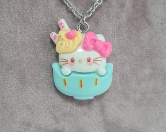 Collier acier inoxydable argenté avec pendentif hello kitty