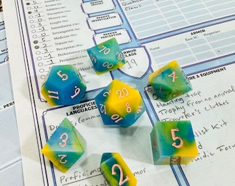 Blu, giallo e verde | Set di dadi in resina fatti a mano, bordi taglienti, Dungeons and Dragons, D&D, DnD, RPG, TTRPG, Pathfinder