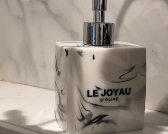 Refillable Shower Gel - Liquid Body Soap Dispenser - Laurier Acclaimed